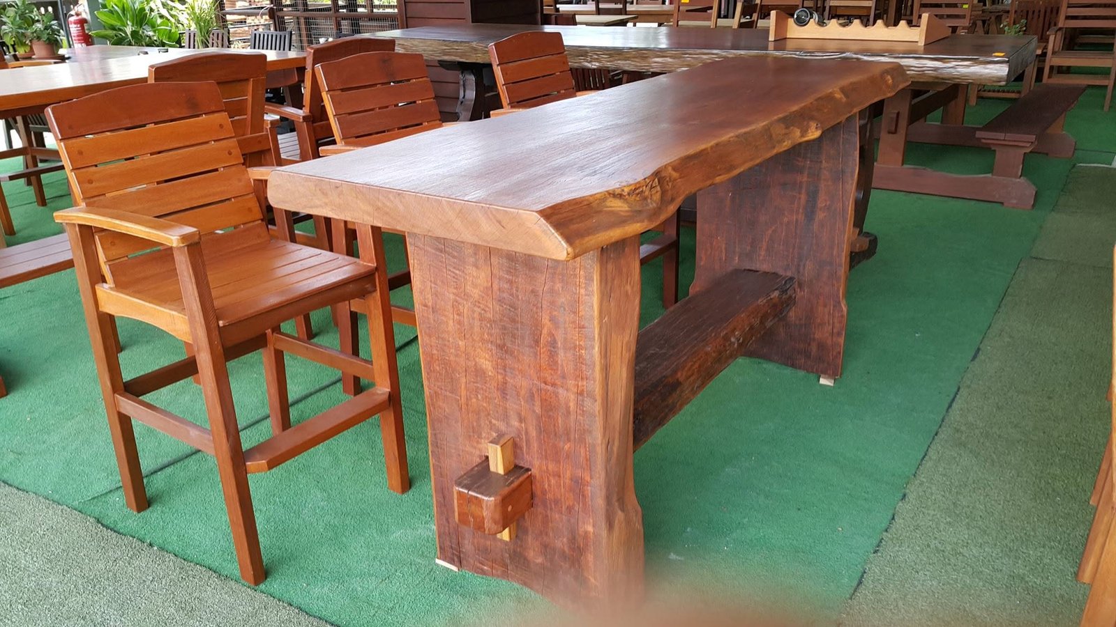 Restaurant & Bar Furniture 10